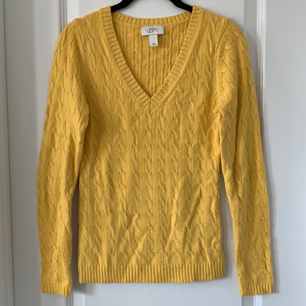 LOFT Yellow Acrylic/Nylon/Rabbit Hair Blend V-Neck Cable Knit Sweater Size XS